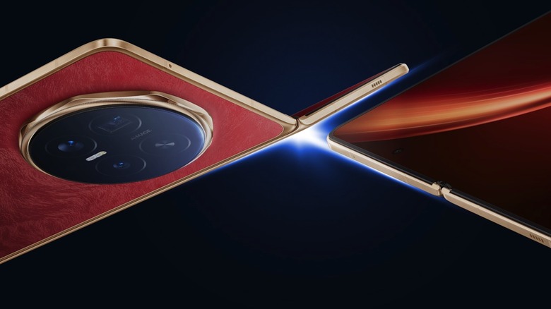 Honor Magic V6 design details: Rear camera system and ultra-thin profile.