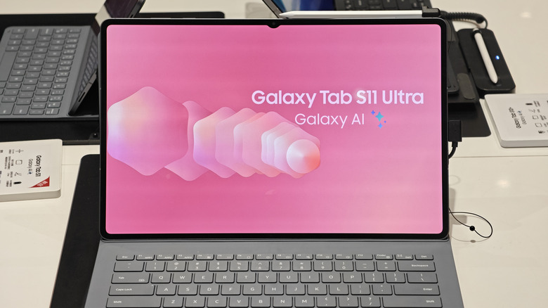 Samsung Galaxy Tab S11 Ultra at a store