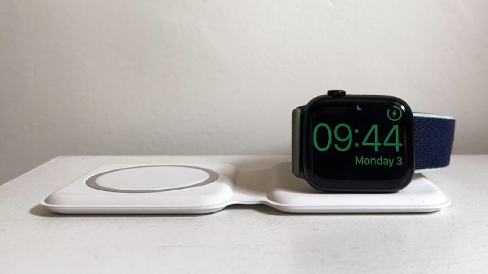 5 Apple Watch Accessories You Should Avoid