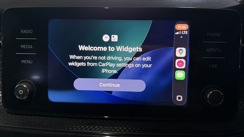 Apple CarPlay welcome screen showing the new widgets setup prompt