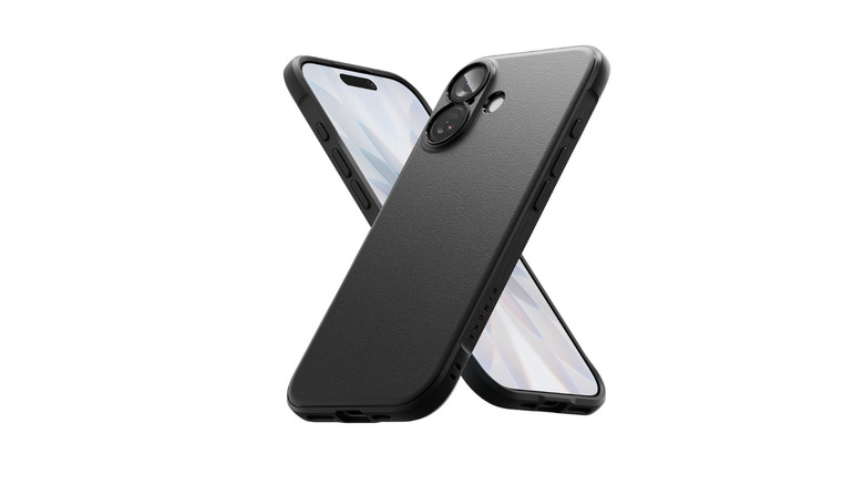 Ringke Onyx slim case for iPhone 17