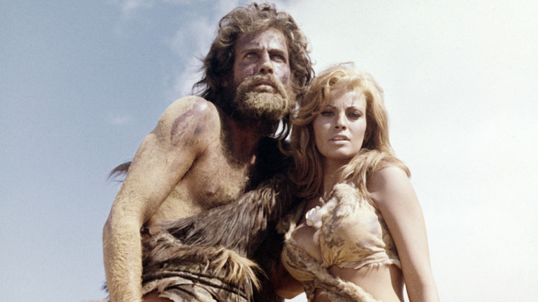Tumak and Loana embracing in "One Million Years B.C."