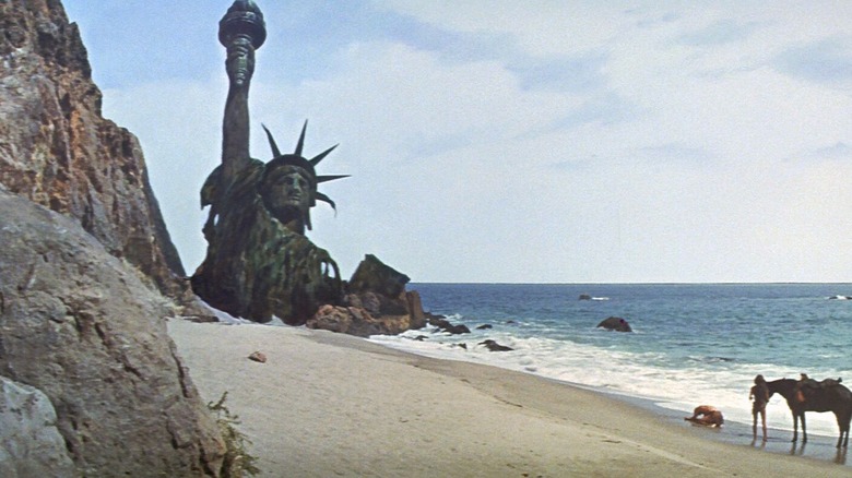 The Statue of Liberty sticking out of the water in The Planet of the Apes
