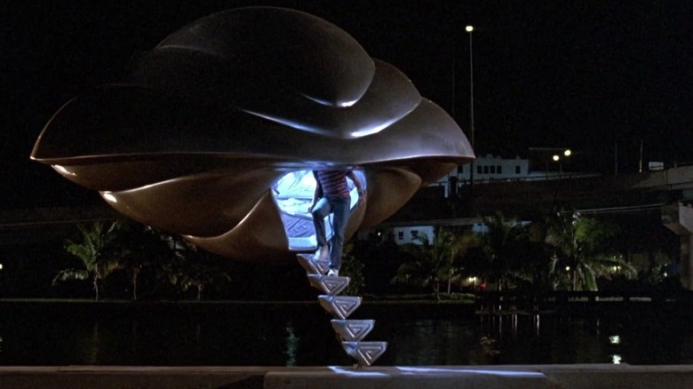 David on the steps of the drone ship in Flight of the Navigator