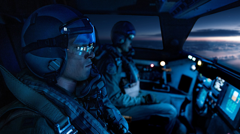 Kyle Allen as Captain Jon Zimmer in Netflix's 