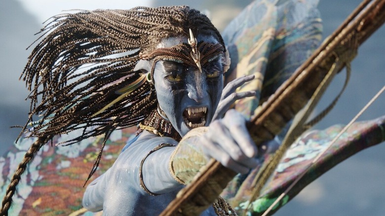 Neytiri using her bow in "Avatar: Fire and Ash."