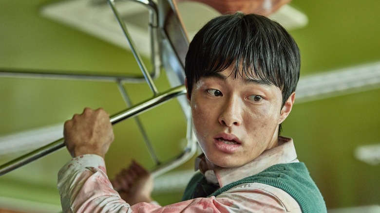 Yoon Chan-young as Lee Cheong-san in All of us are Dead