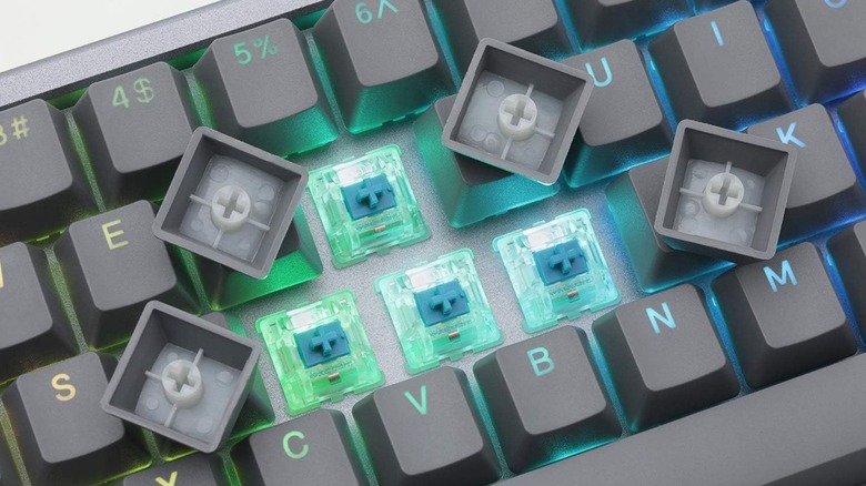 Drop keyboard and keycaps