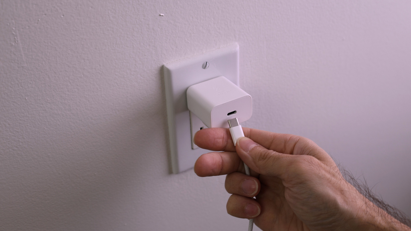 5 Budget USB-C Chargers That Work Just As Well As Apple's 20W USB-C Power Adapter - BGR