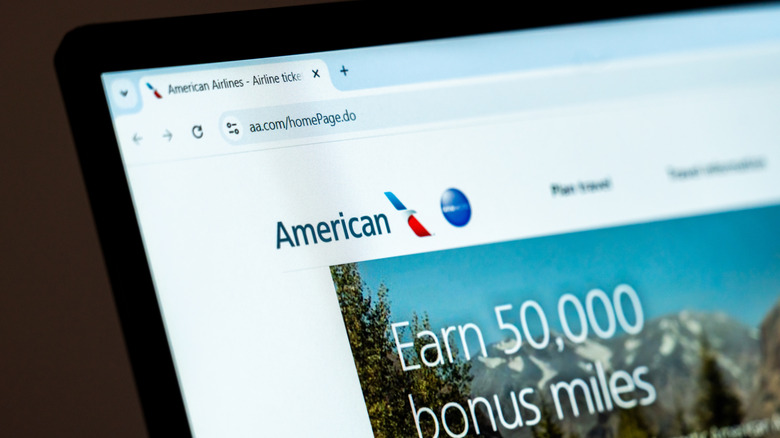 laptop screen with homepage of american airlines