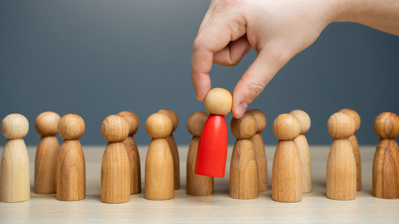 Concept of selecting a standout item from a list of items