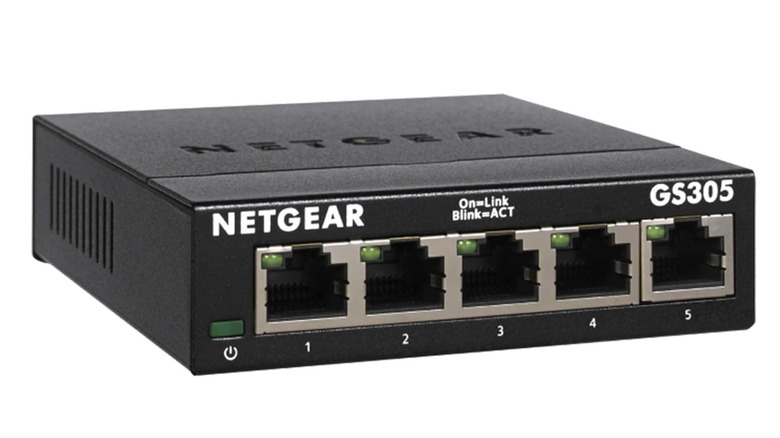 Product image for the Netgear 5-port network switch