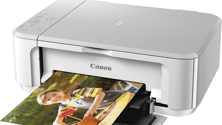 Canon PIXMA MG3620 printing a colored image