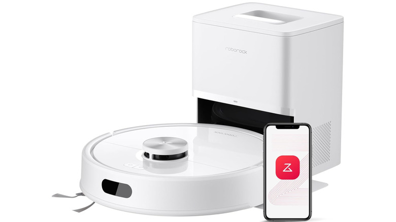 The Roborock Q7 M5+.