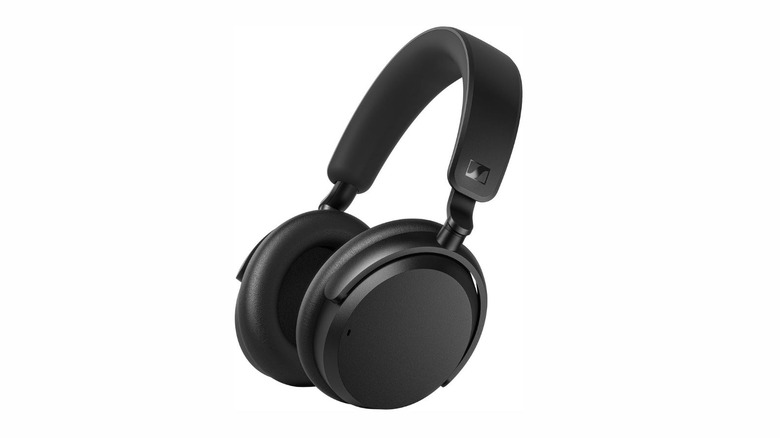 A picture of the Sennheiser Accentum Wireless headphones in black
