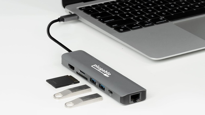 Plugable 7-in-1 USB-C Hub (USBC-7IN1E) connected to a MacBook