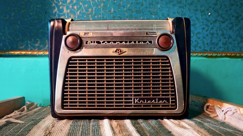 A 1950s-era transistor radio