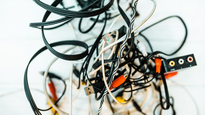 Tangled-up connector cables.