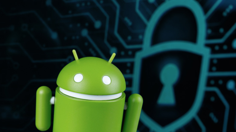 Android mascot next to a security lock graphic