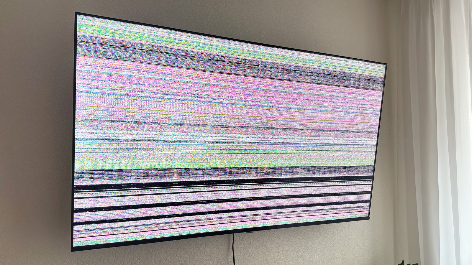 bgr.com - Marinel Sigue - 5 Common Problems With LG TVs