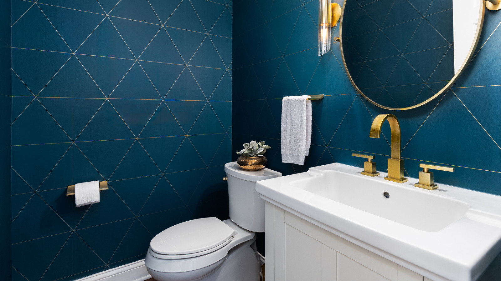 5 Cool Gadgets Under $50 To Upgrade Your Bathroom