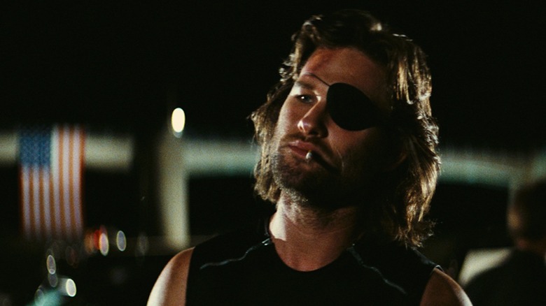 Snake with a cigarette in his mouth in Escape from New York