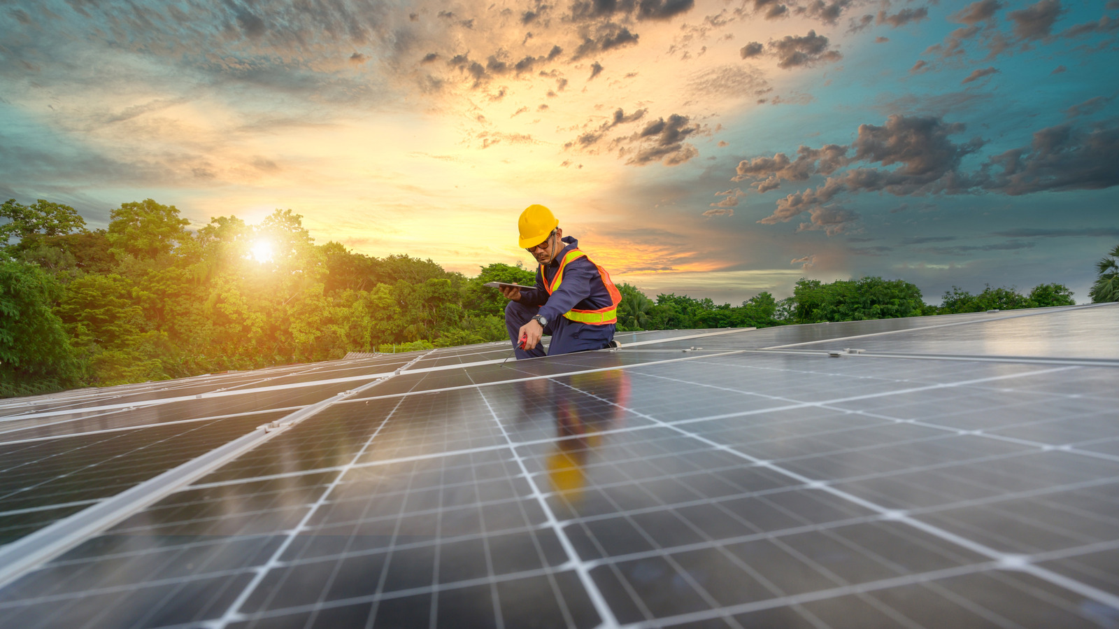 bgr.com - Eduardo Ariedo - 5 Disadvantages Of Switching To Home Solar Power
