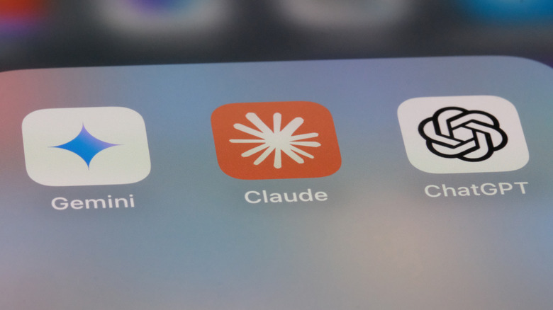 Claude, Gemini and ChatGPT AI app icons on screen
