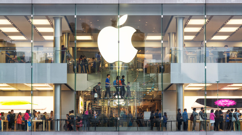 People at an Apple Store