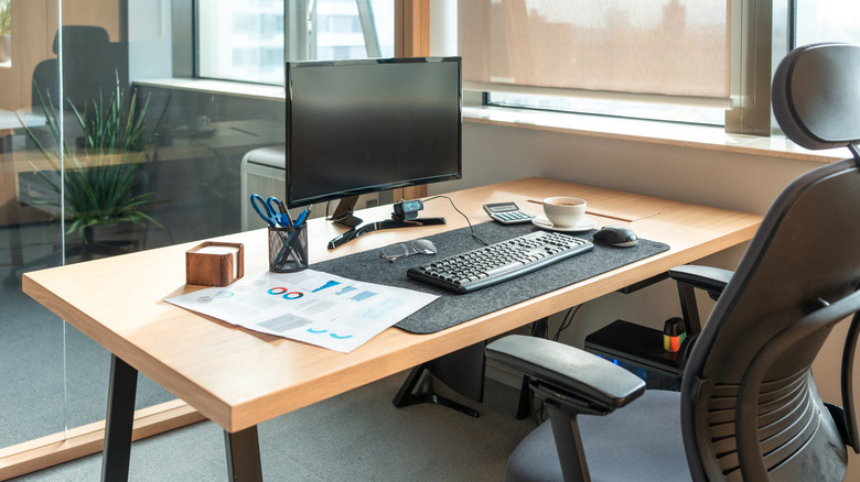 A neatly-organized office desk.