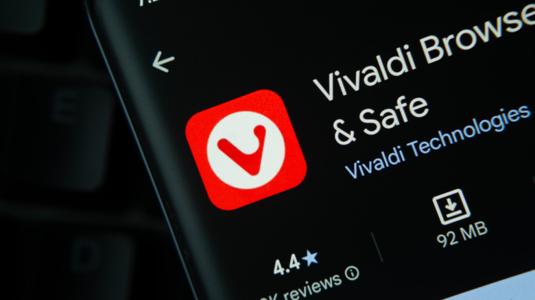 Vivaldi browser listing in the Google Play store on an Android phone