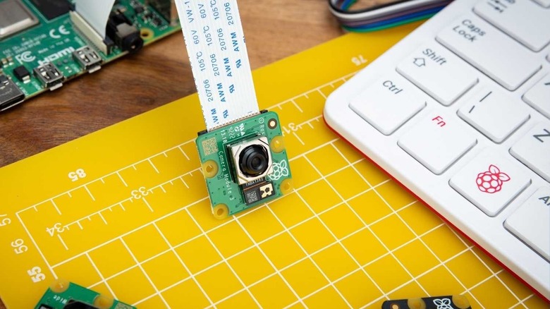 Raspberry Pi Camera Module 3 conencted to Pi board