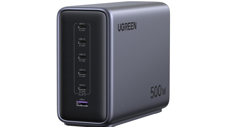 The UGREEN Nexode 500W GaN Charging Station.