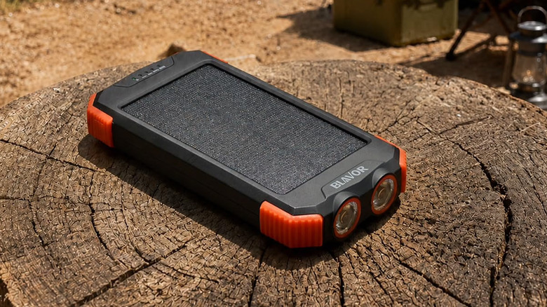 Blavor Solar Power Bank
