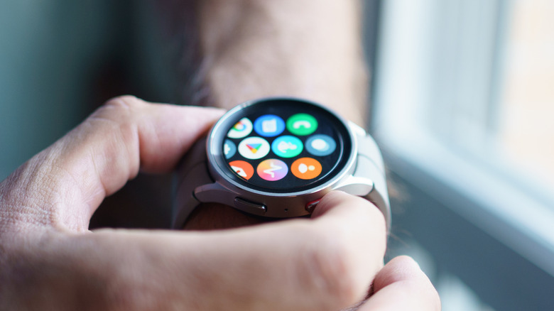 App launcher on Galaxy Watch 5