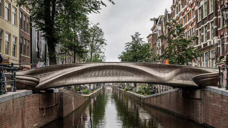 MX3D Smart Bridge in Amsterdam
