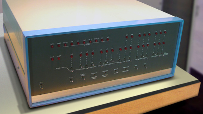 An Altair 8800 computer