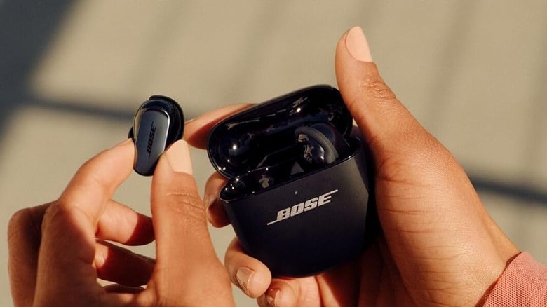 The Bose QuietComfort Ultra (2nd Gen).