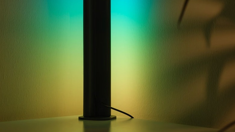 Skaftsarv LED Decorative Light shining rainbow light on the wall