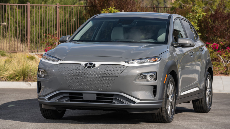 2020 Hyundai Kona Electric parked