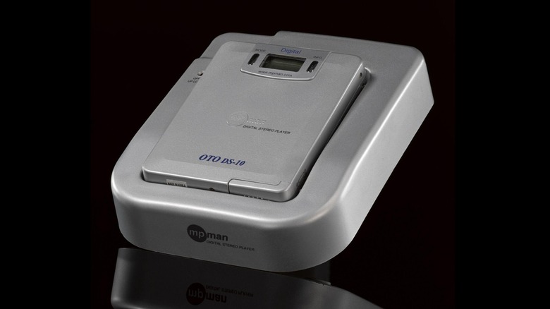 A photo of the MPMan F-10, the world's first comercially available MP3 player