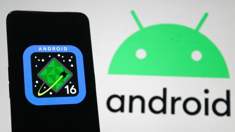 Android 16 logo on a smartphone with a Android Robot on a white background