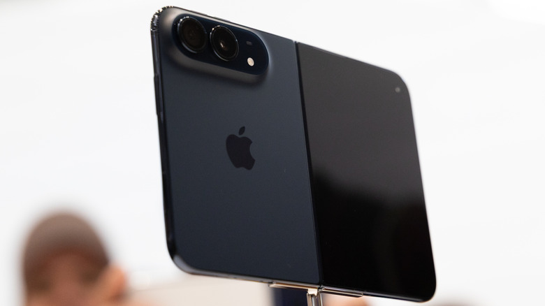 iPhone Duo on display showing back and front screen
