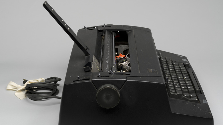An IBM Selectric II electric typewriter.