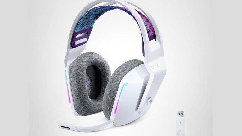 The Logitech G733 Lightspeed Wireless Gaming Headset and USB dongle