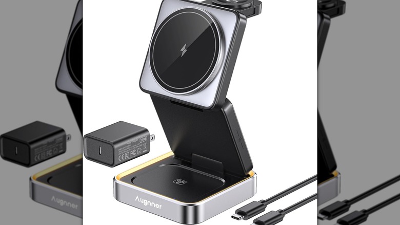 An Augnner Travel Magnetic Charging Stand.