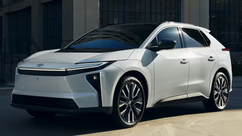 2026 Toyota bZ front 3/4 shotr