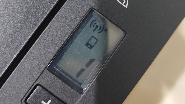 Display of a Canon printer showing a network error