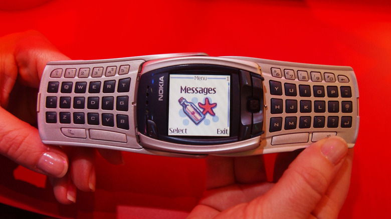 Nokia 6800 unfolded during COMDEX at Las Vegas