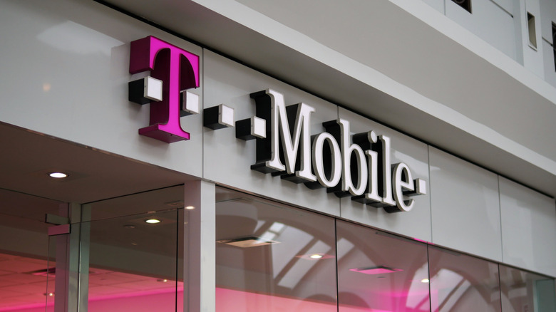 T-Mobile storefront